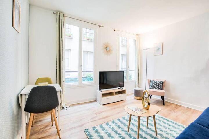 Charming Apartment Near Les Halles - 4P Parigi Esterno foto